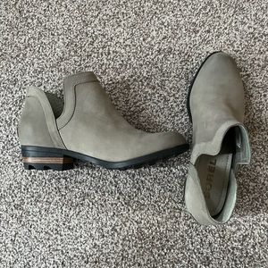 Womens Sorel Boots Lolla